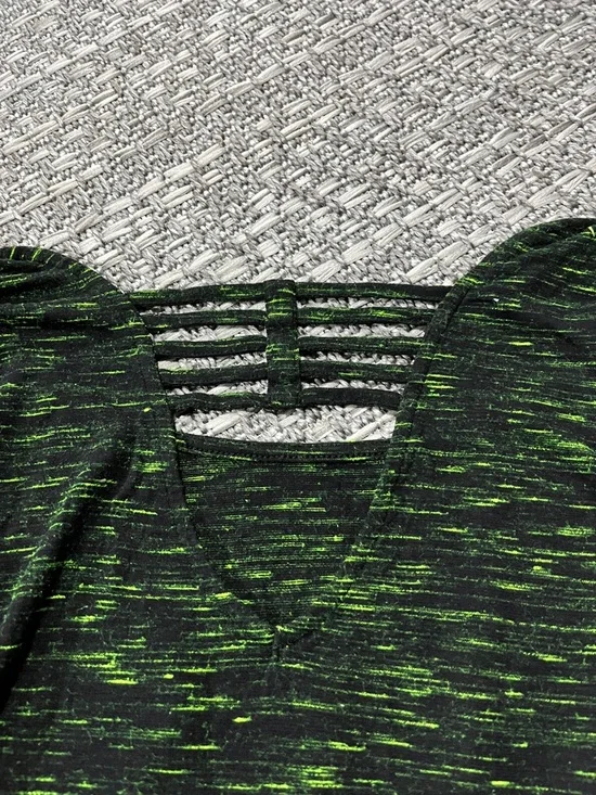 Fox | Flutter Sleeve T-Shirt - Picture 11 of 11